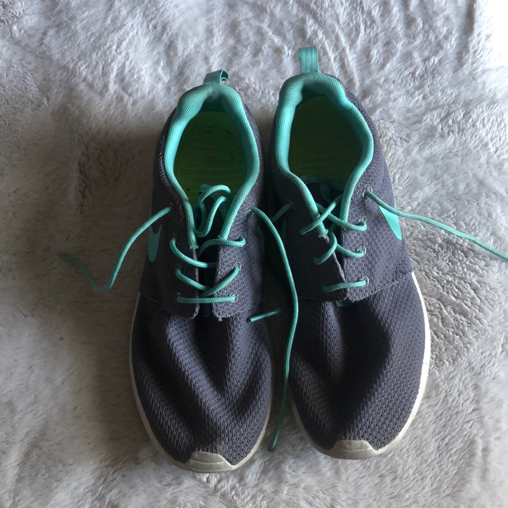 Nike Roche One - Picture 2 of 4